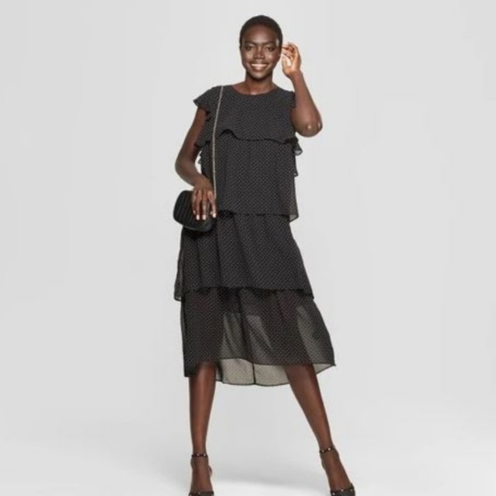 Polka Dot Short Sleeve Tiered Midi Dress - Who Wha